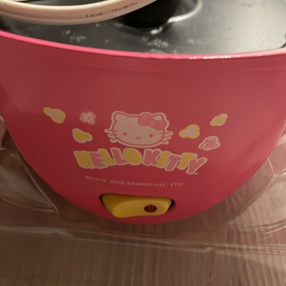 🎉HP🎉 Hello kitty popcorn maker - Picture 6 of 6